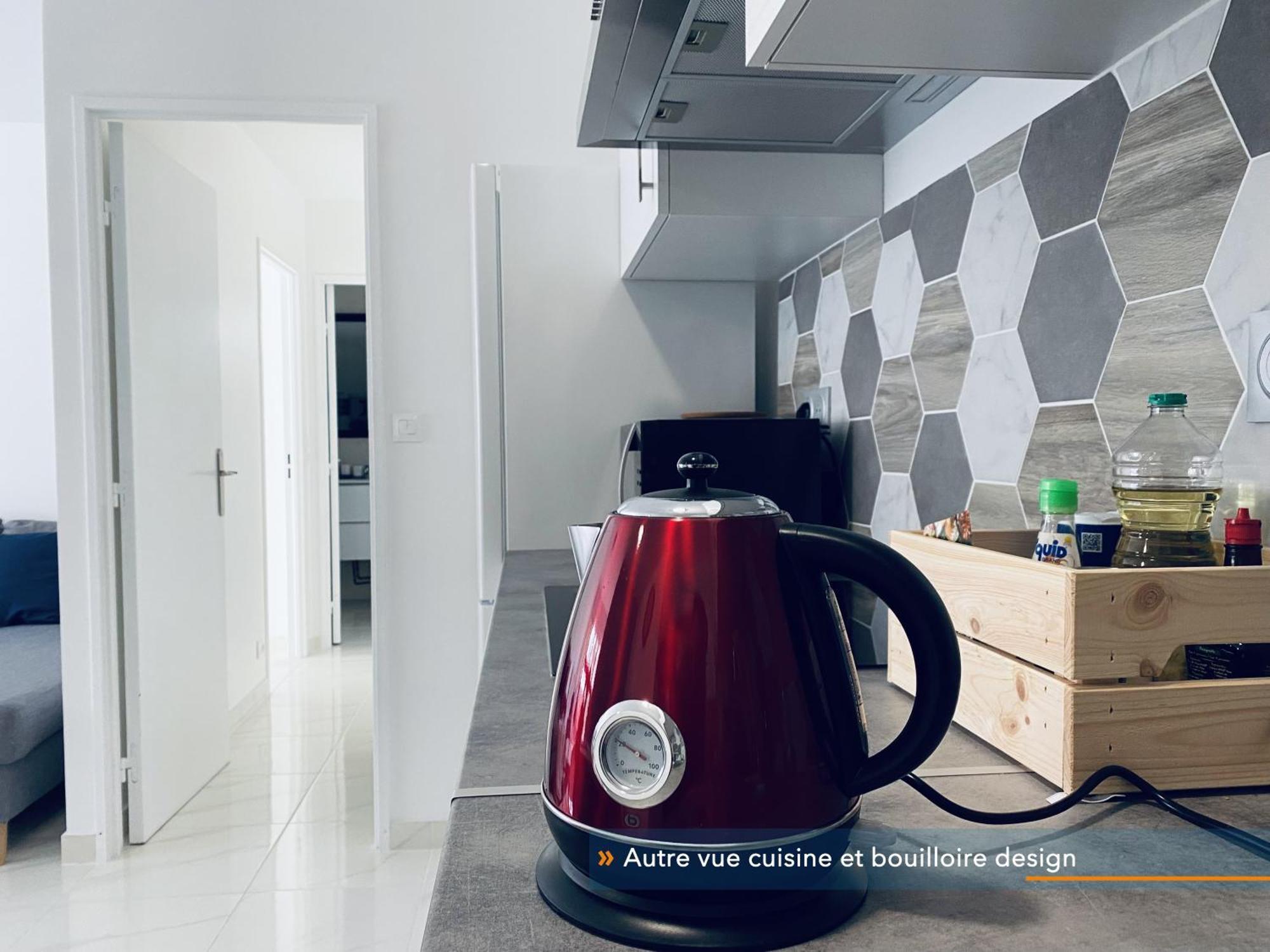 Appartement Parisien Neuf, Moderne Avec Une Grande Salon, 2 Chambres, 4 Lits, Parking Gratuit, 15Min De Paris Et 13 Min Aeroport Orly Vitry-sur-Seine Ngoại thất bức ảnh