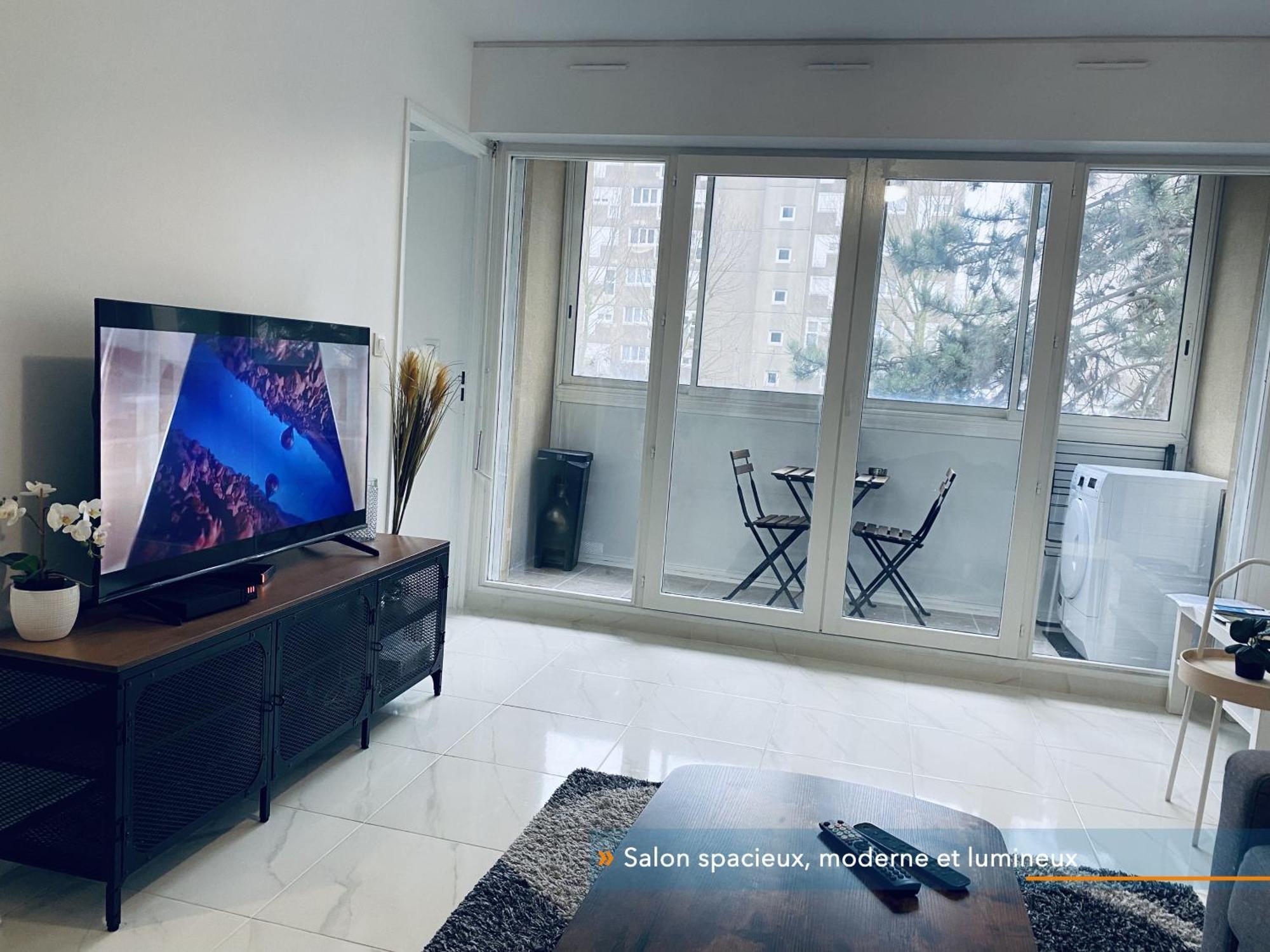 Appartement Parisien Neuf, Moderne Avec Une Grande Salon, 2 Chambres, 4 Lits, Parking Gratuit, 15Min De Paris Et 13 Min Aeroport Orly Vitry-sur-Seine Ngoại thất bức ảnh
